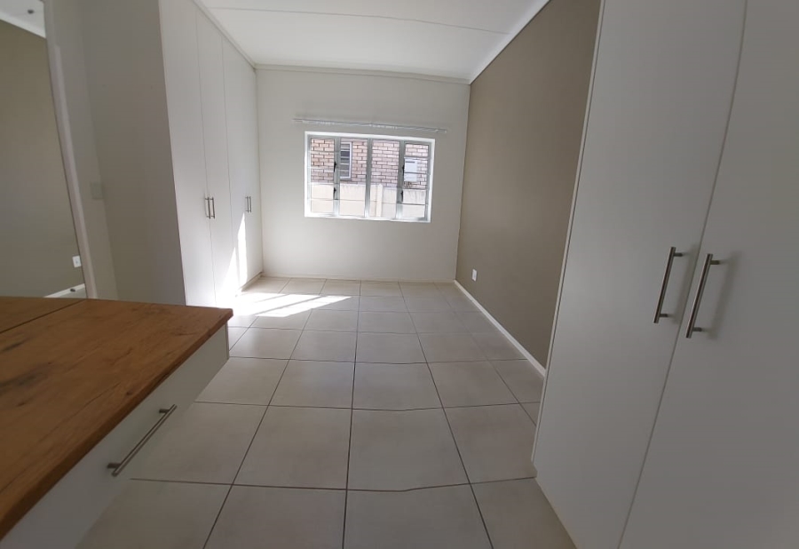 To Let 2 Bedroom Property for Rent in Mooikloof Country Estate Western Cape